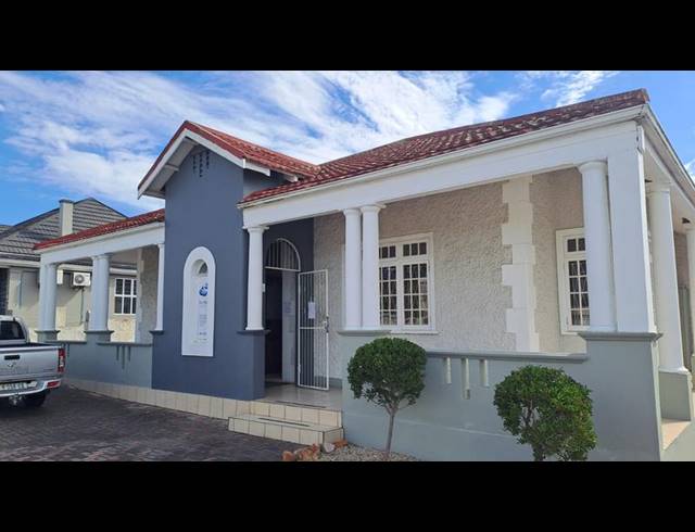 BUSINESS PROPERTY TO RENT IN MOUNT CROIX